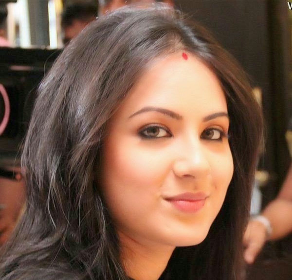 Puja Banerjee in 'Comedy Nights Bachao': Checkout Unseen Wallpapers